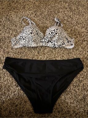 Women’s Black Bikini Bottom with White Black Leopard Print Bikini Top